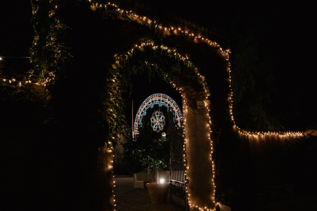 luminarie notturne, nel Castello di San Basilio in un Matrimonio a Pisticci