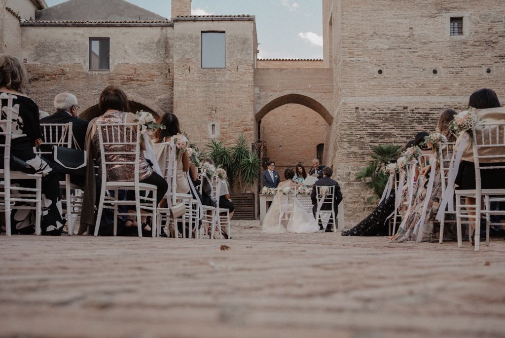 scatto della Corte durante il rito civile del Matrimonio svoltosi al castello di San Basilio