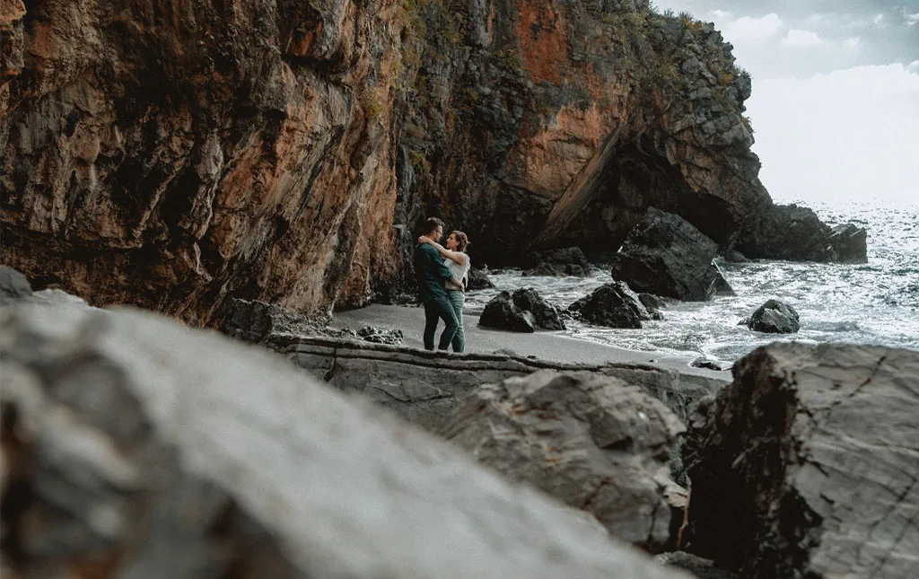 servizio fotografico di coppia, fidanzamento, realizzato a Maratea in Basilicata prima delle nozze