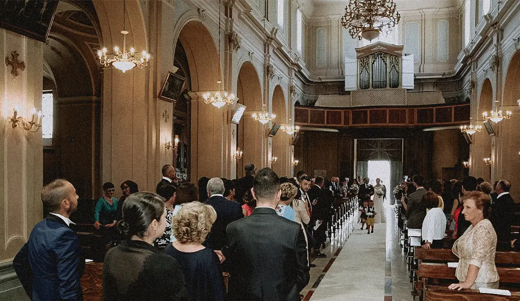 Entrata sposa in chiesa, Lauria, matrimonio in Basilicata