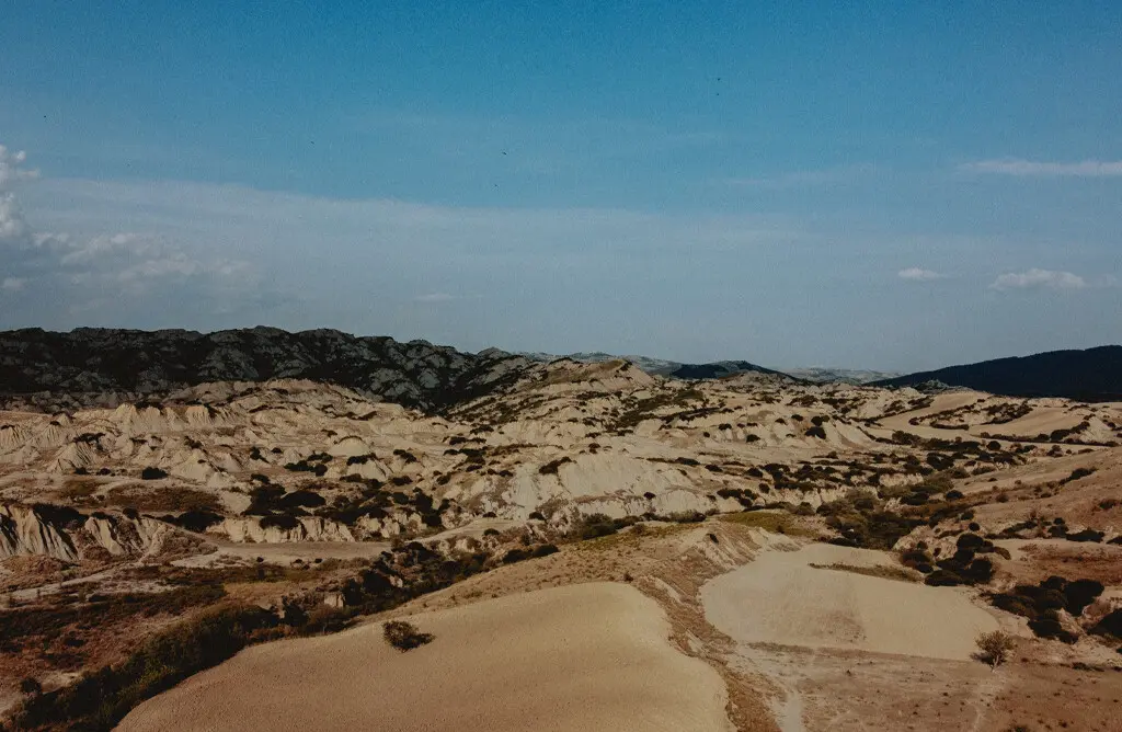 Fotografia di paesaggio dei Calanchi di Aliano in Provincia di Matera, servizio fotografico di Matrimonio Giuseppe Bruno fotografo a Matera