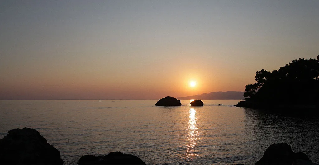 fotografia di paesaggio durante il tramonto di un matrimonio a Maratea dal Santa Venere