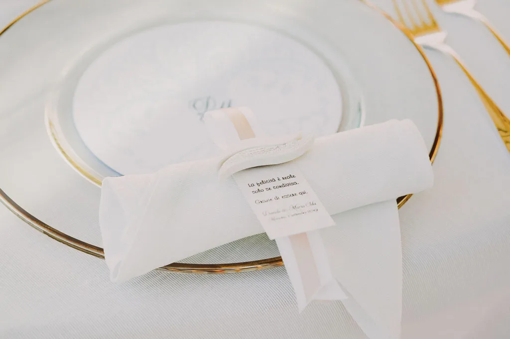 mise en place elegante e raffinata dell'Hotel Santa Venere a Maratea durante un fantastico matrimonio