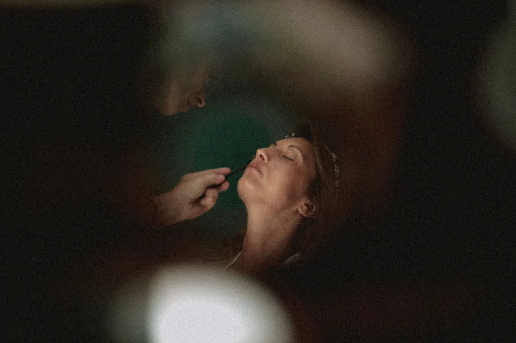 trucco sposa, durante un Matrimonio a Maratea nell'Hotel del Santa Venere