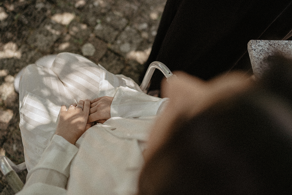 Makeup sposa: durante la preparazione a casa prima del matrimonio a Maratea
